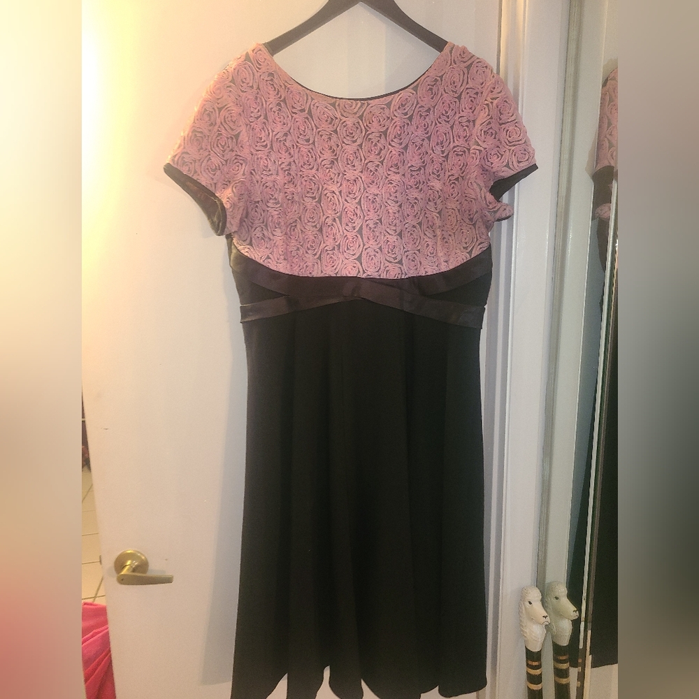 Bettie Page Pink Rose Bodice Black Skirt Fit & Flare Dress